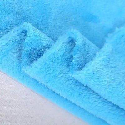 Προσαρμοσμένο χρώμα 100D Yarn Count Coral Fleece Fabric για Πιτζάμες 300gm Double Faced