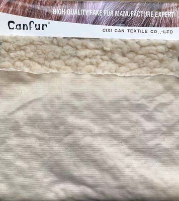 100% Polyester Plush ύφασμα πλεκτό 320gm 58/60 " πλάτος Γρήγορο ξήρανση για ύφασμα Sherpa