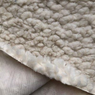 100% Polyester Plush ύφασμα πλεκτό 320gm 58/60 " πλάτος Γρήγορο ξήρανση για ύφασμα Sherpa