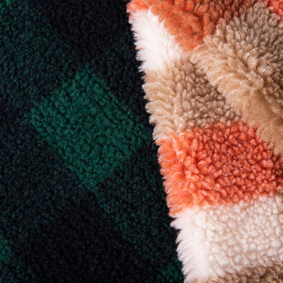 Ελαφρύ και μονωτικό 100% Polyester Plaid Sherpa Fleece Fabric για ενδύματα Shell