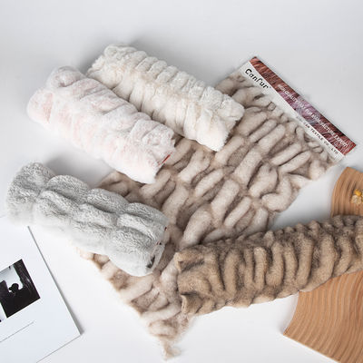 Χρωματιστό Polyester Fux Rabbit Fur Fabric για στρώμα σεντόνι βαρύ βάρος πλεκτό ύφασμα