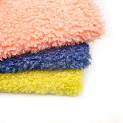 Γυναικείο παλτό 300GSM Teddy Fleece υφάσματα μαλακό κέλυφος Custom Color 100% Polyester δωρεάν δείγματα