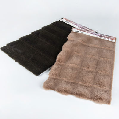 Ελαφρύς βουρτσισμένος PV Plush False Rabbit Fur Fabric για παλτό 100% Polyester Αριθμός νήματος 80S × 80S