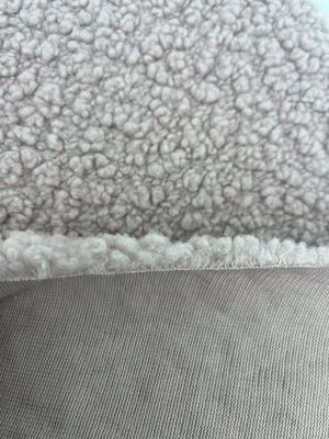 Ελαφρύ και ανθεκτικό πλεκτό ύφασμα Teddy Fleece για οικιακό υφασμάτινο / ένδυμα / παιχνίδια
